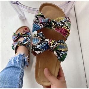 Los Angeles Boutique Slides Bow Multicolor Snake Print Sandals NEW Casual Cork 8
